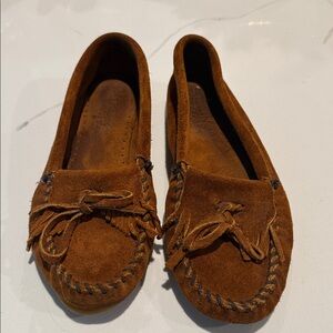 Minnetonka Leather Moccasins used size 7